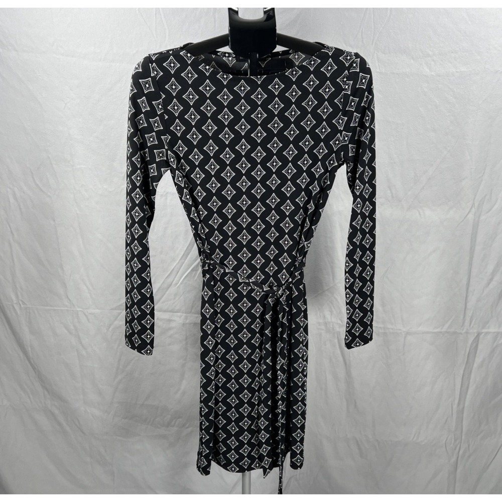 Banana Republic Womens Size XS Long Sleeve Geometric Black/White Print Boatneck